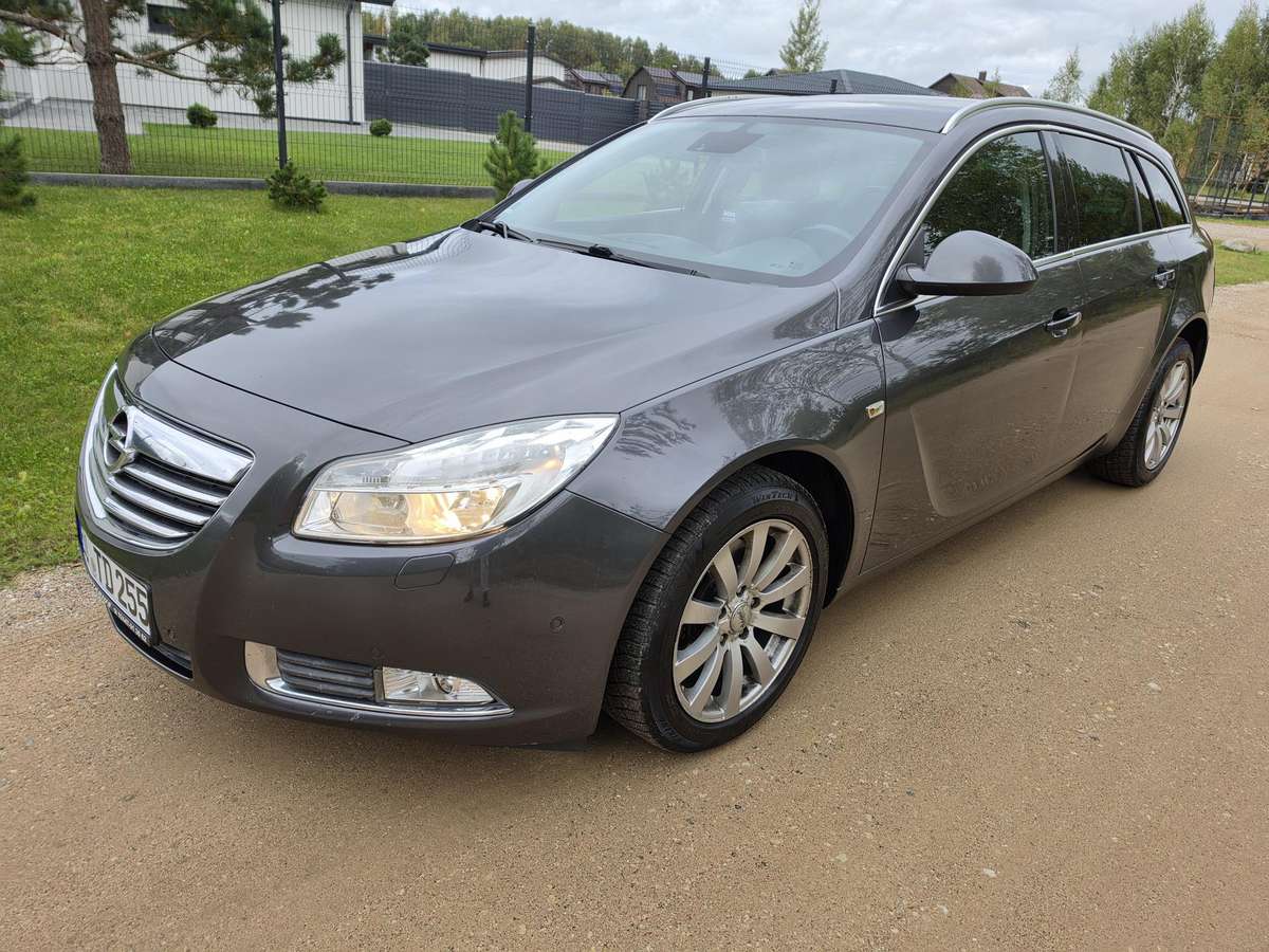 Opel Insignia, 2.0 l., wagon