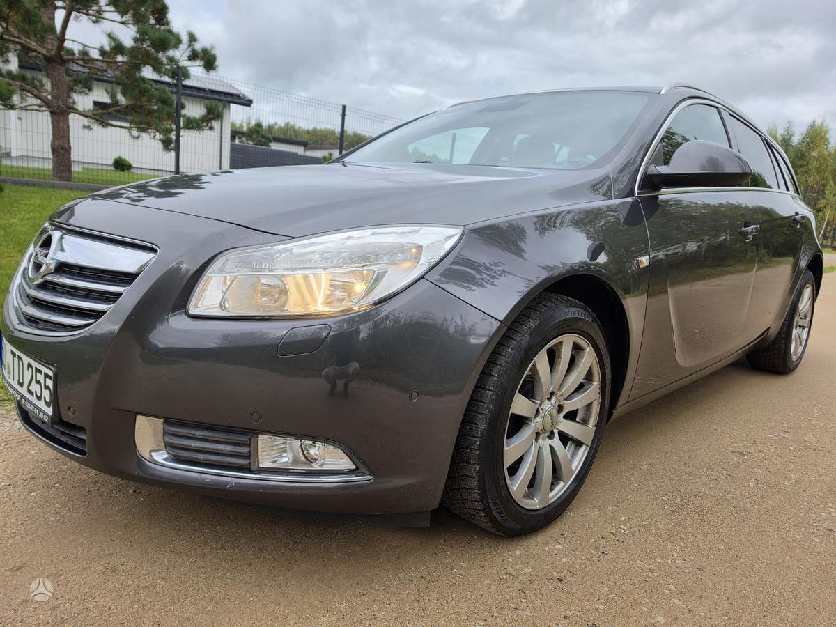 Opel Insignia, 2.0 l., wagon