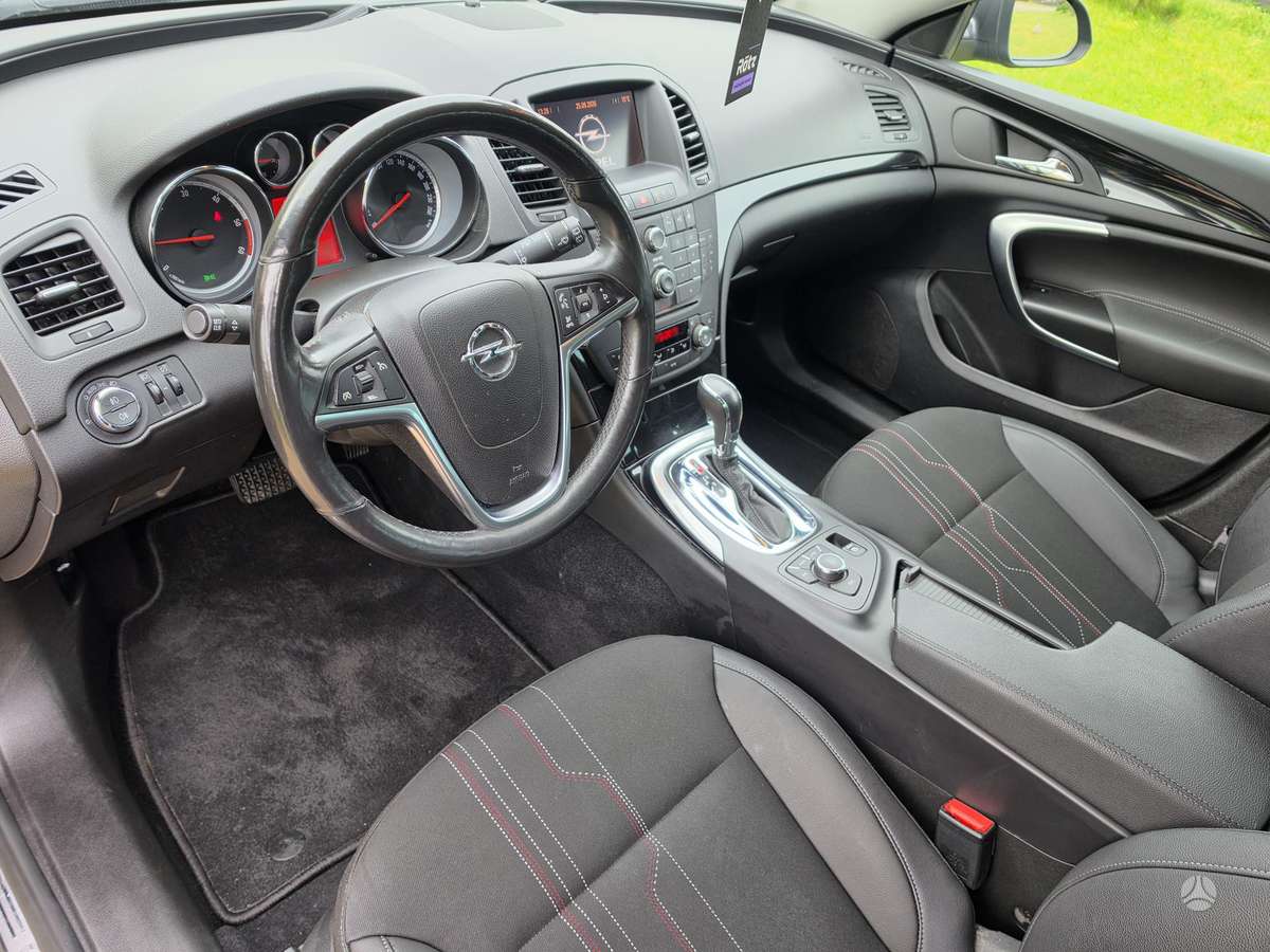 Opel Insignia, 2.0 l., wagon