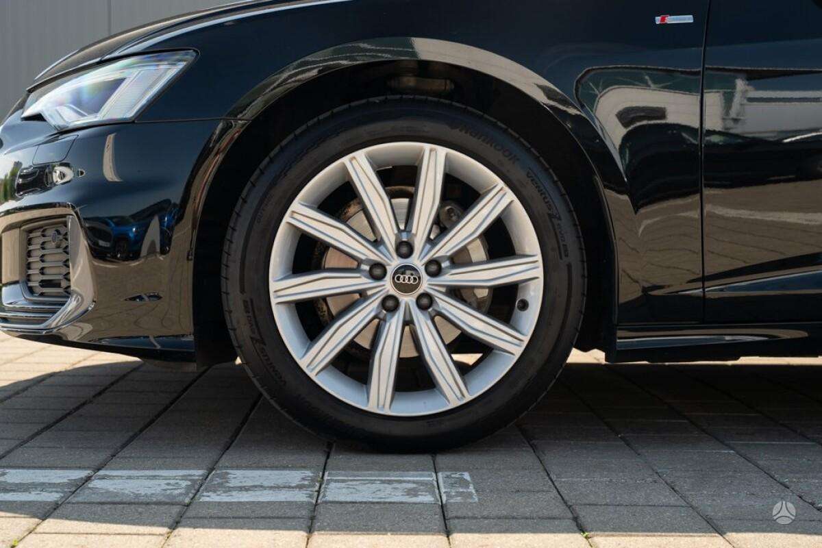 Audi A6, 2.0 l., Седан