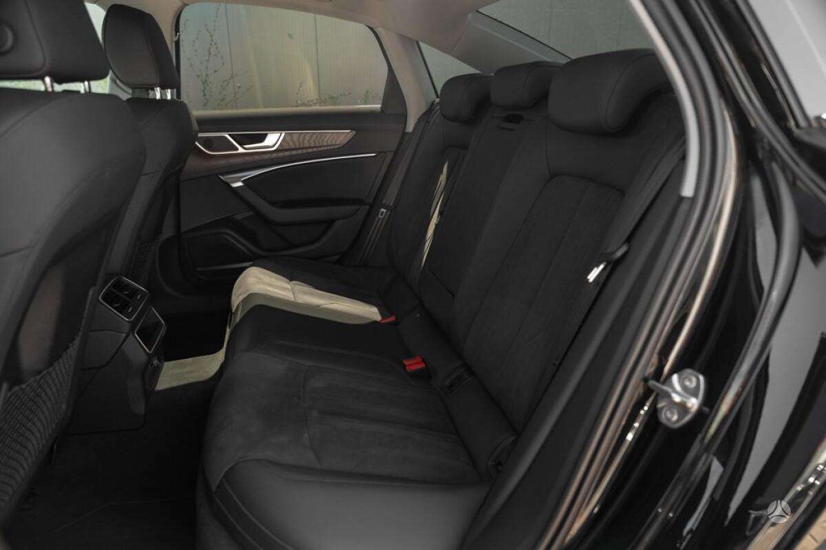 Audi A6, 2.0 l., Седан