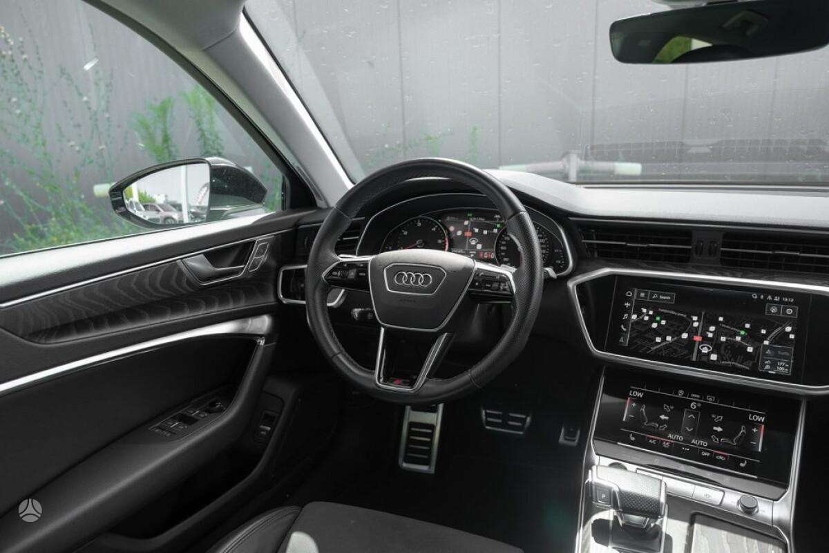 Audi A6, 2.0 l., Седан