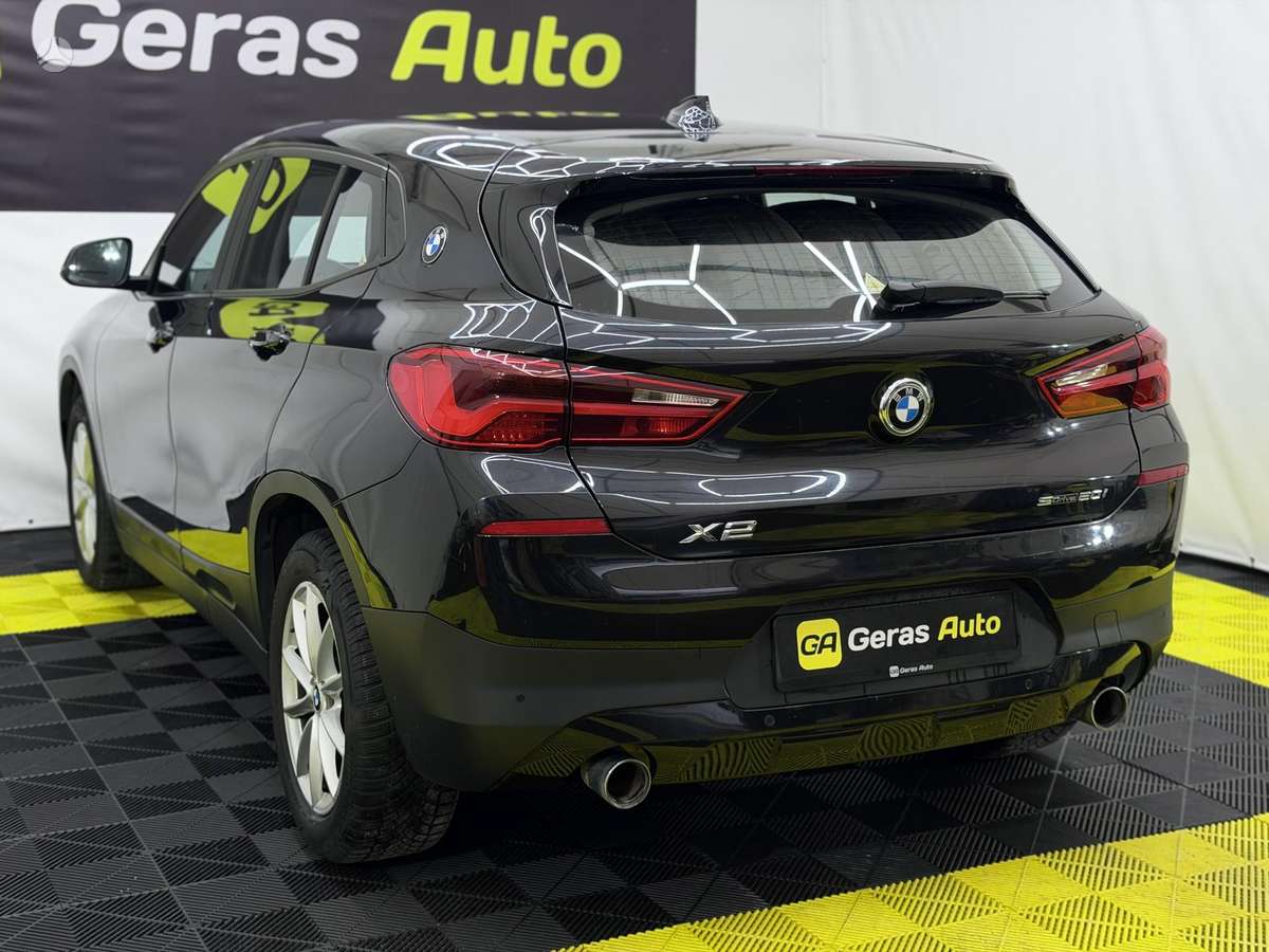 BMW X2, 2.0 l., off-road / crossover