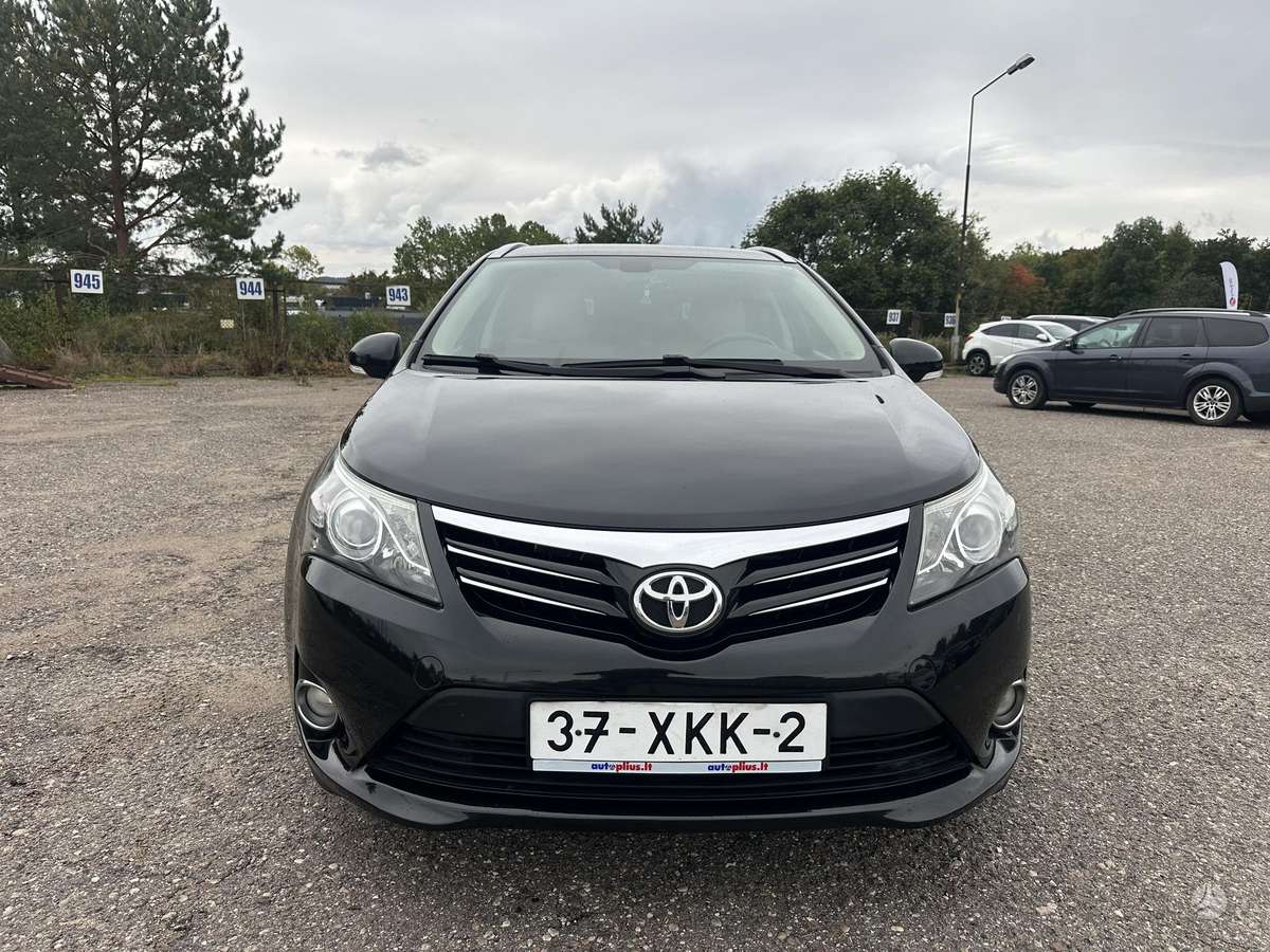 Toyota Avensis, 2.0 l., Универсал