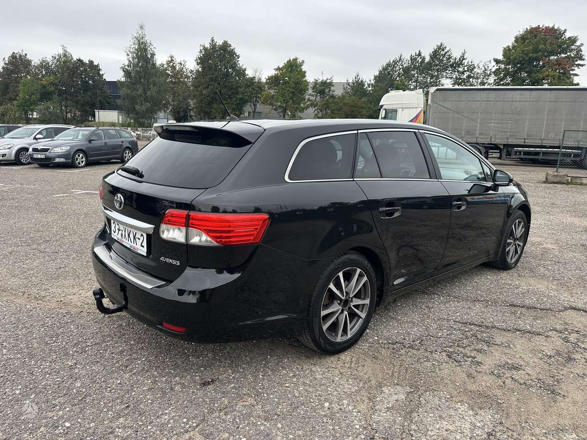Toyota Avensis, 2.0 l., Универсал