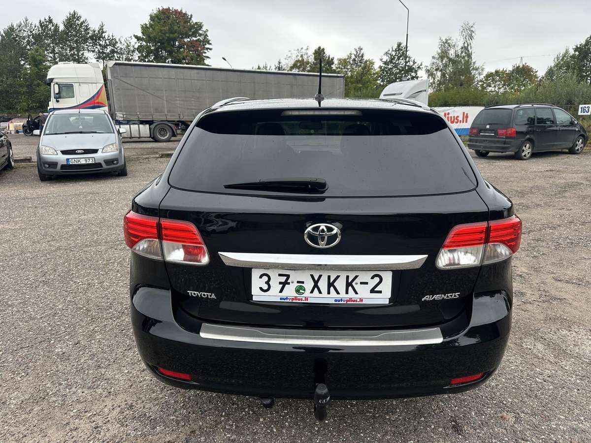 Toyota Avensis, 2.0 l., Универсал