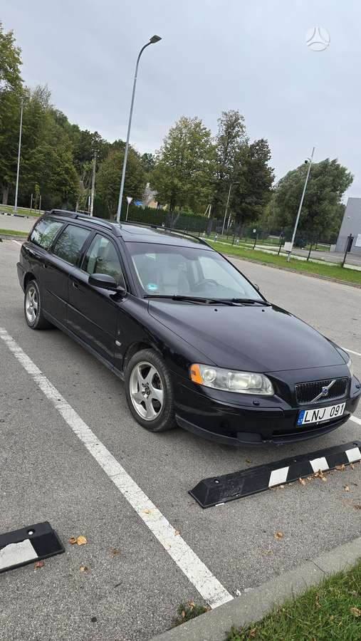 Volvo V70, 2.4 l., wagon