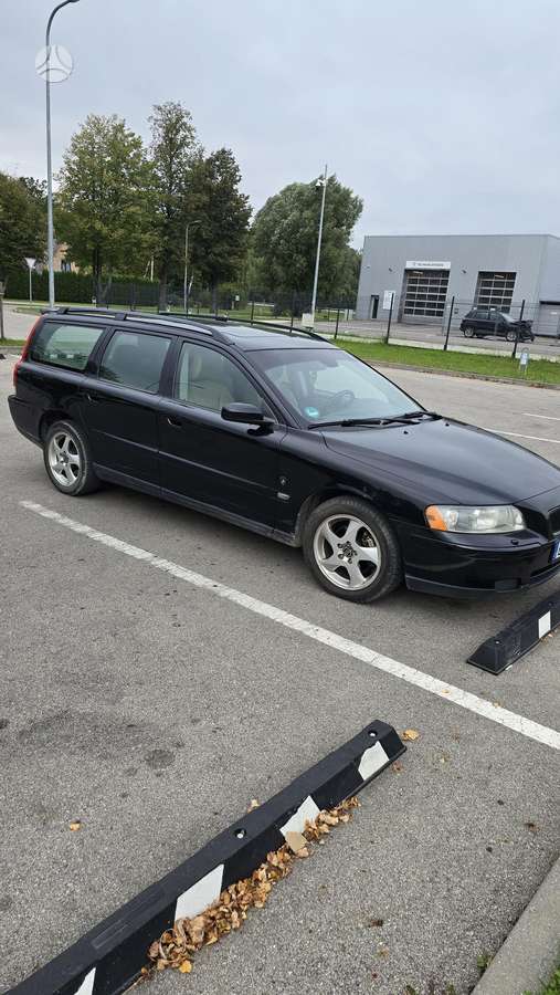 Volvo V70, 2.4 l., wagon