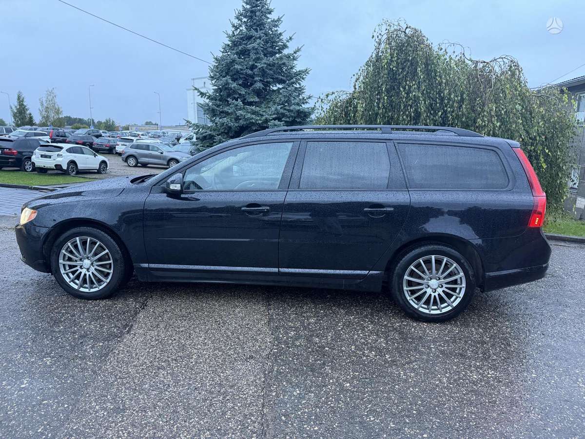 Volvo V70, 2.4 l., wagon