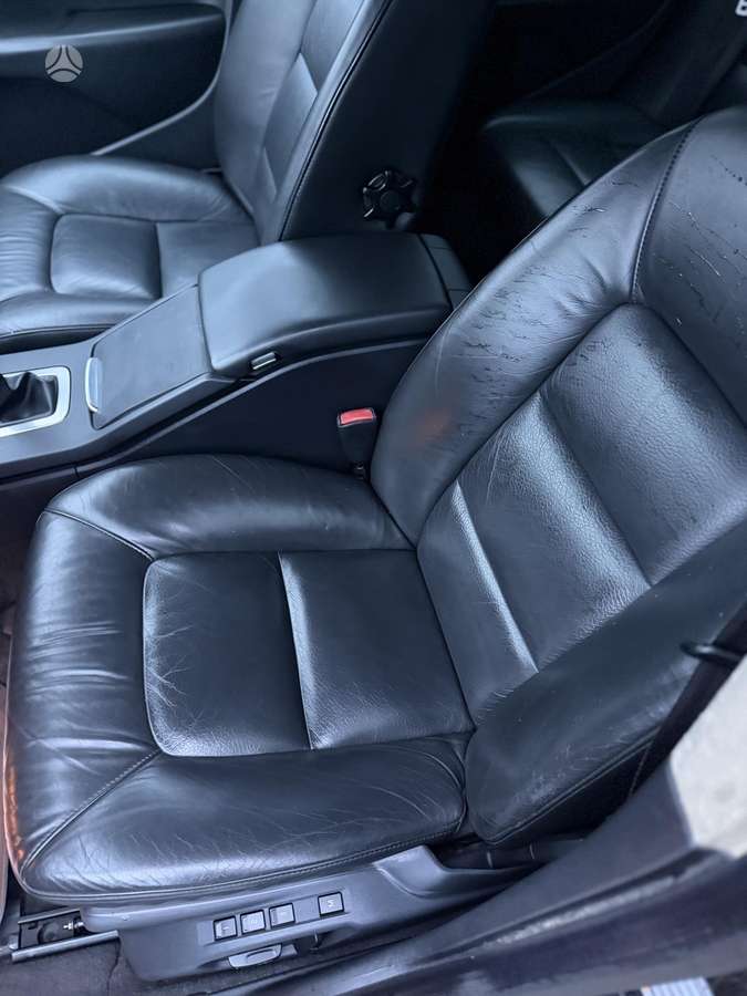 Volvo V70, 2.4 l., wagon