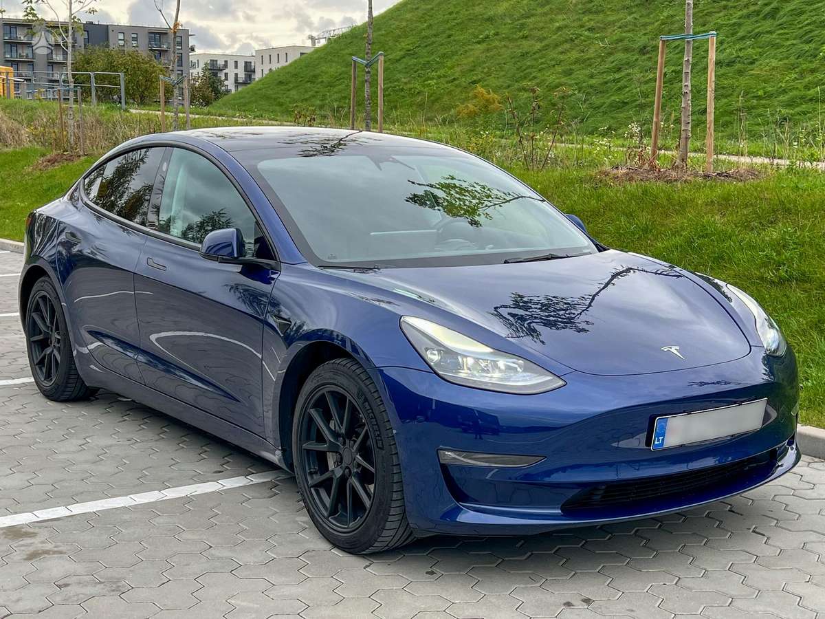 Tesla Model 3, 82 кВт·ч, Седан