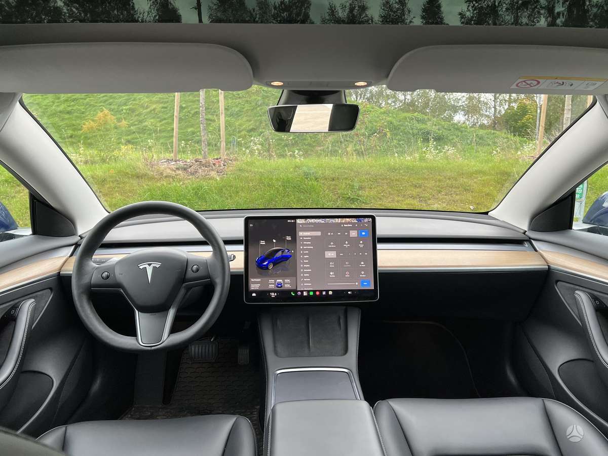 Tesla Model 3, 82 кВт·ч, Седан