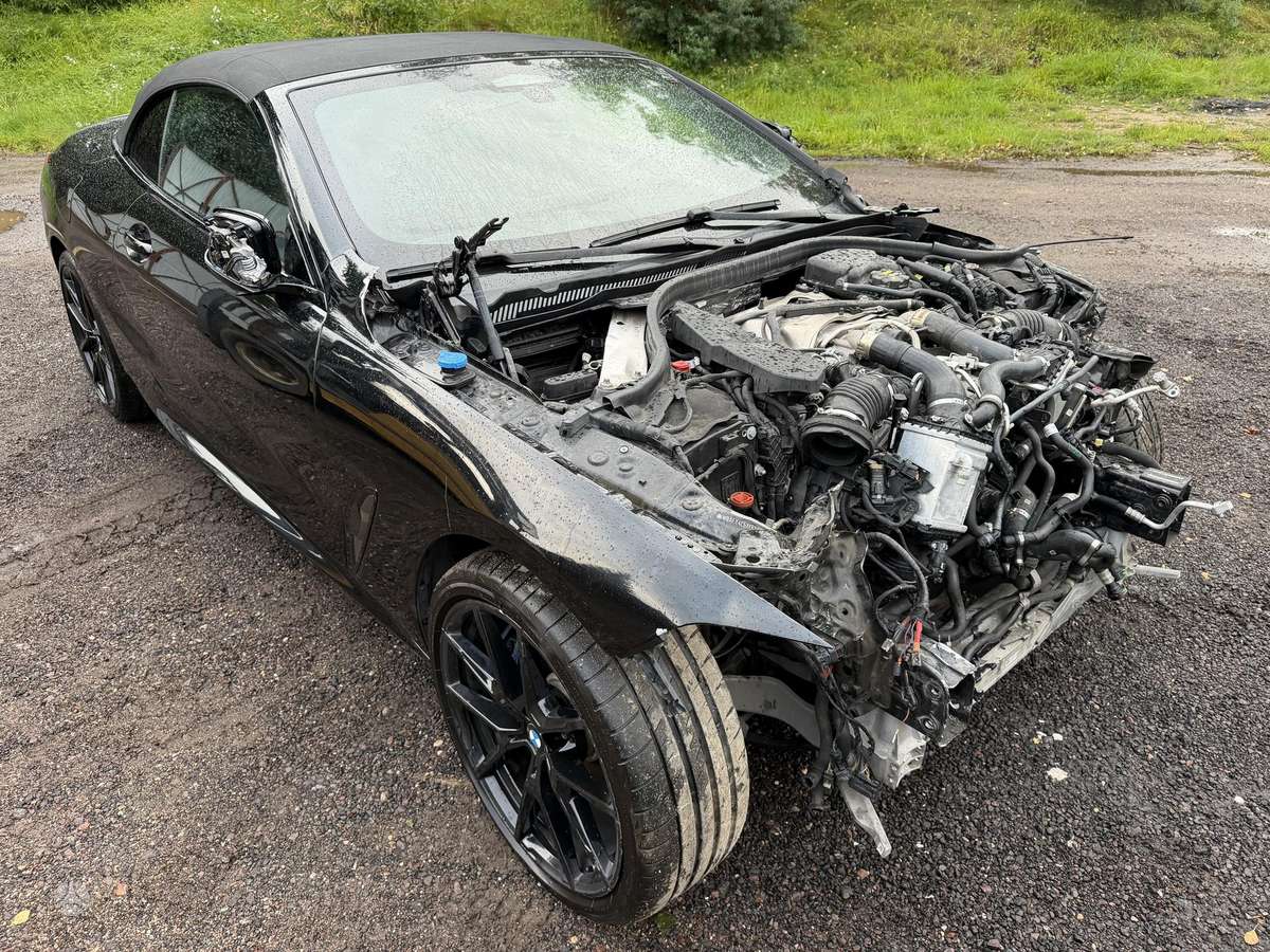 BMW M850, 4.4 l., Кабриолет