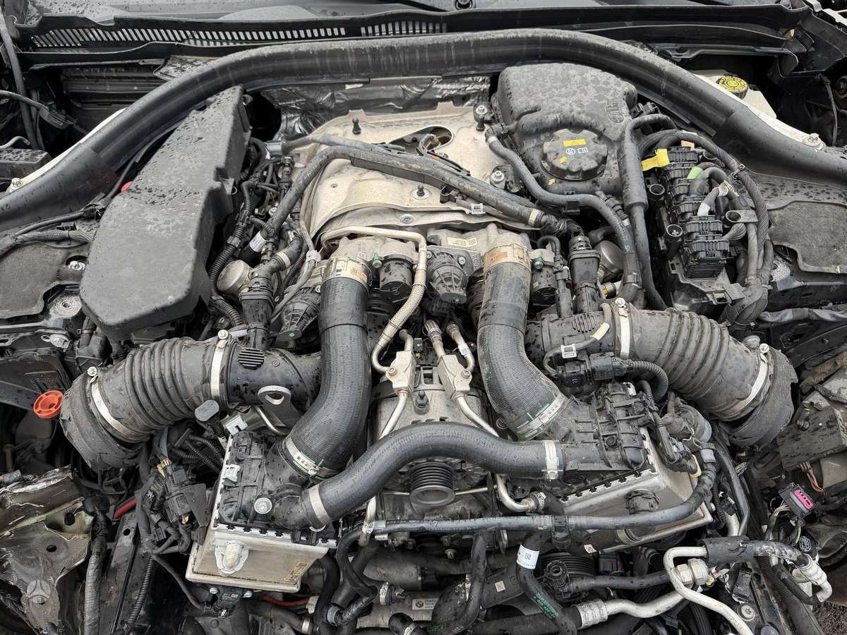 BMW M850, 4.4 l., convertible