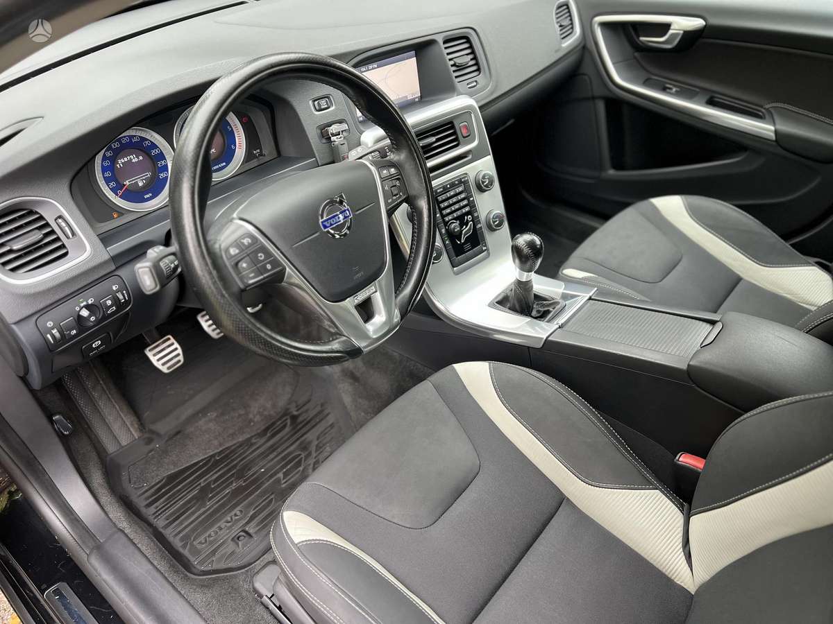 Volvo V60, 2.0 l., wagon