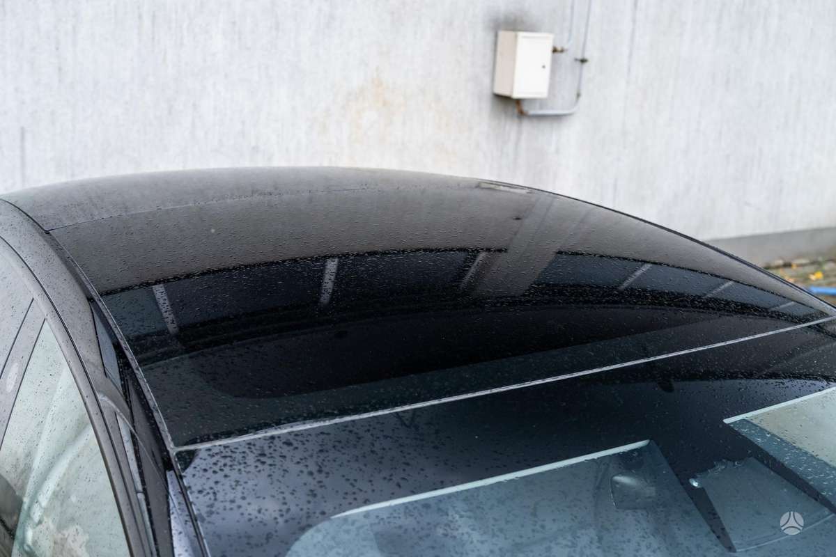 Tesla Model 3, 82 kWh, hatchback