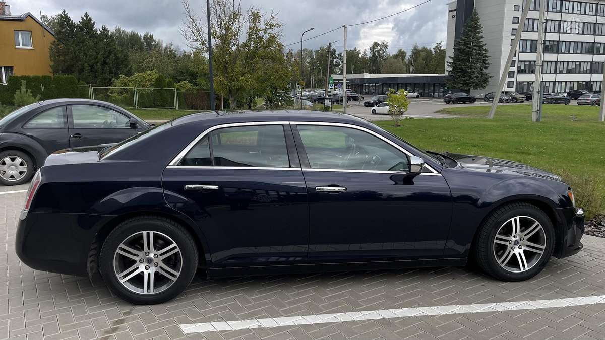 Lancia Thema, 3.0 l., Седан