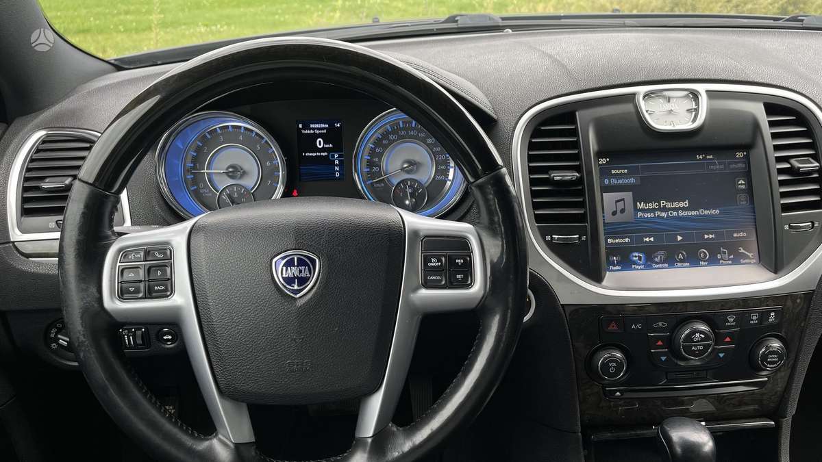 Lancia Thema, 3.0 l., Седан