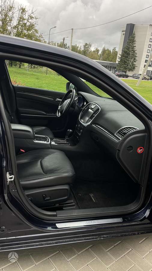 Lancia Thema, 3.0 l., Седан