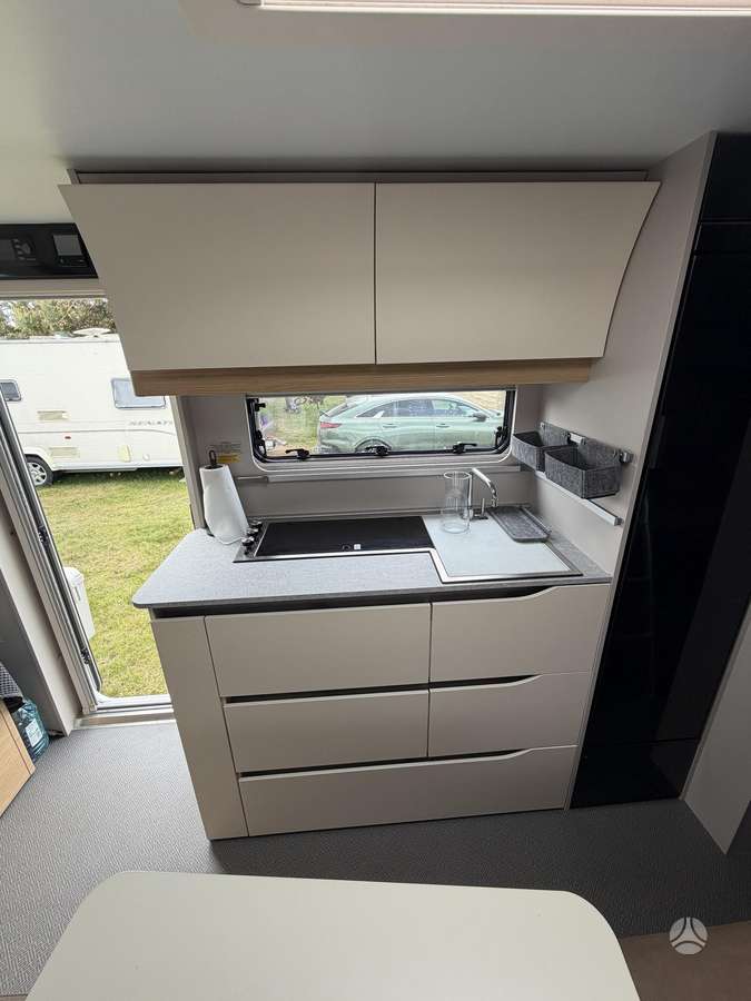 Adria Adora 573 PT, caravans