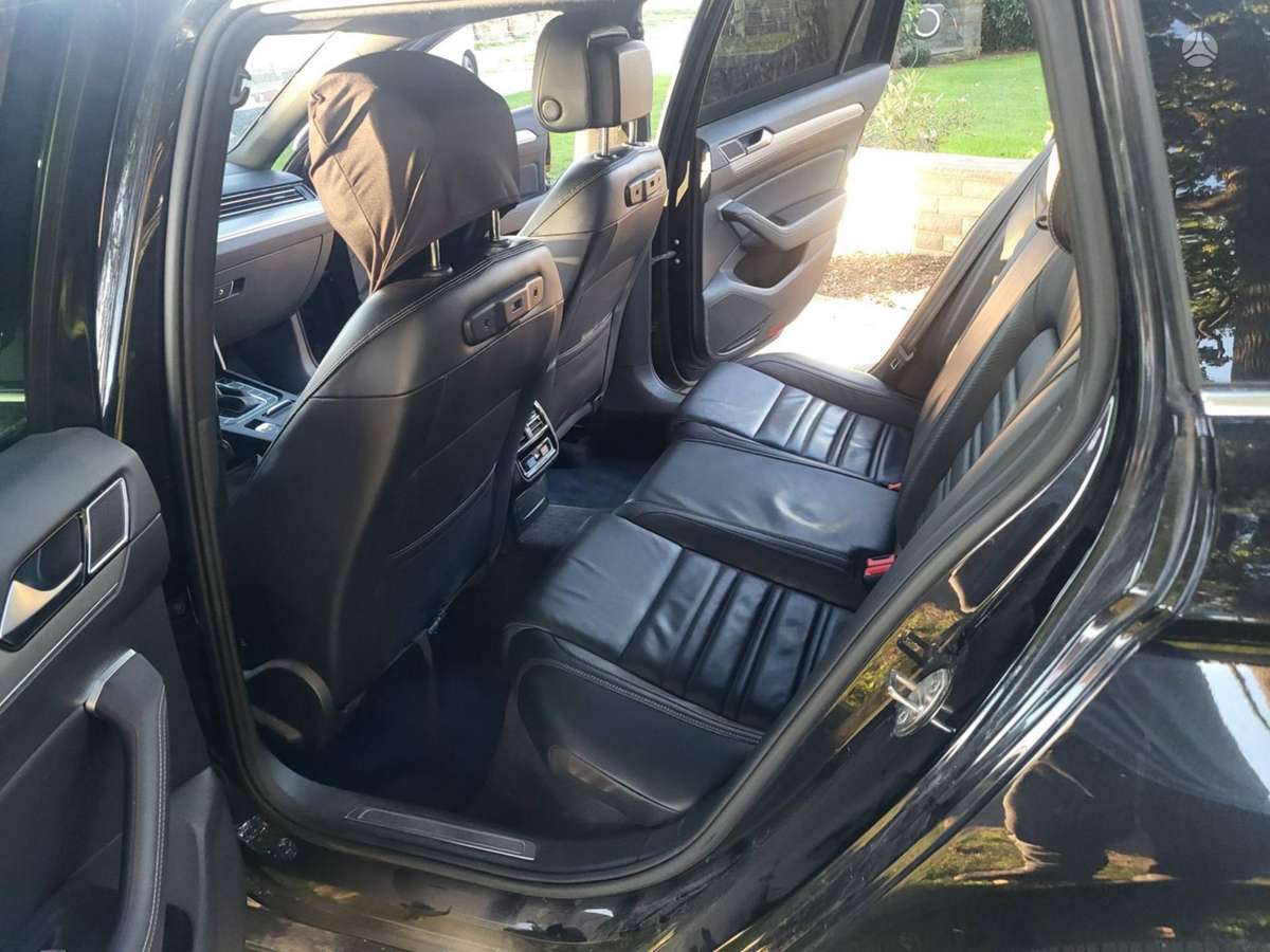 Volkswagen Passat, 2.0 l., Универсал