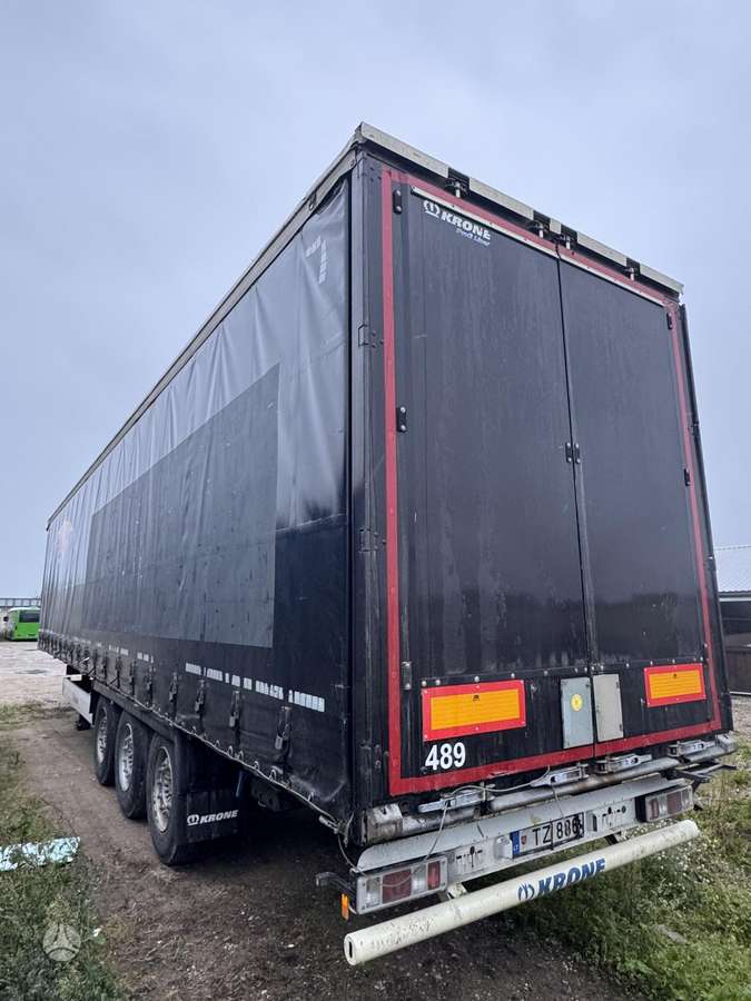 Krone, curtain / tarpaulin