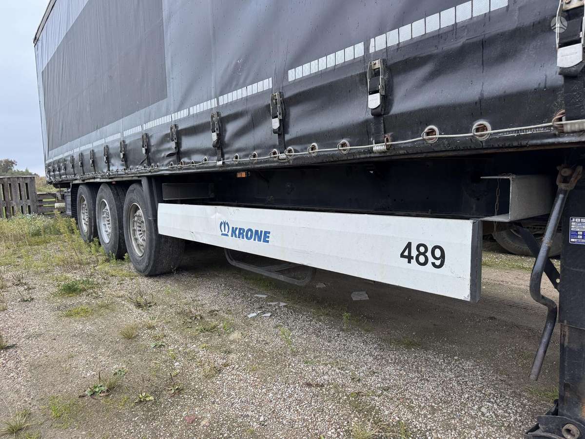 Krone, curtain / tarpaulin