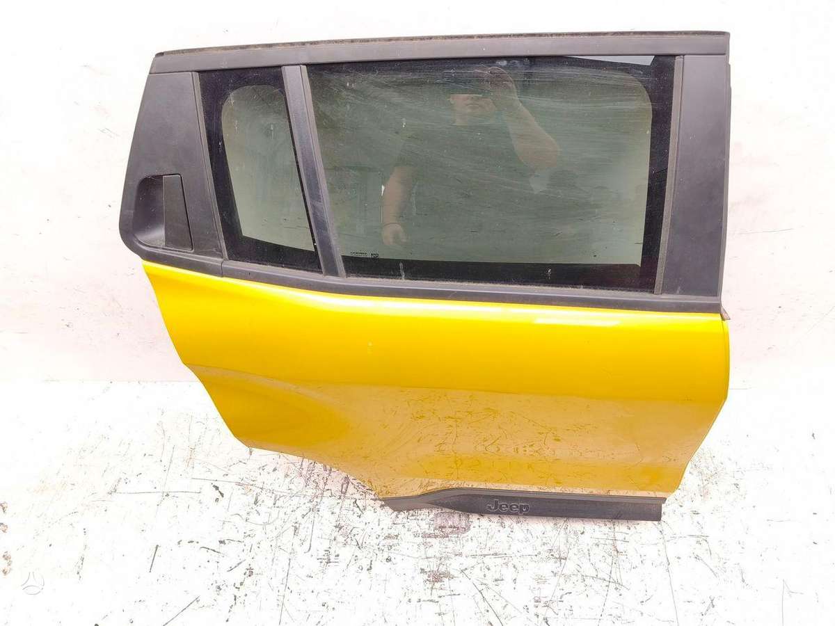 Jeep Avenger doors