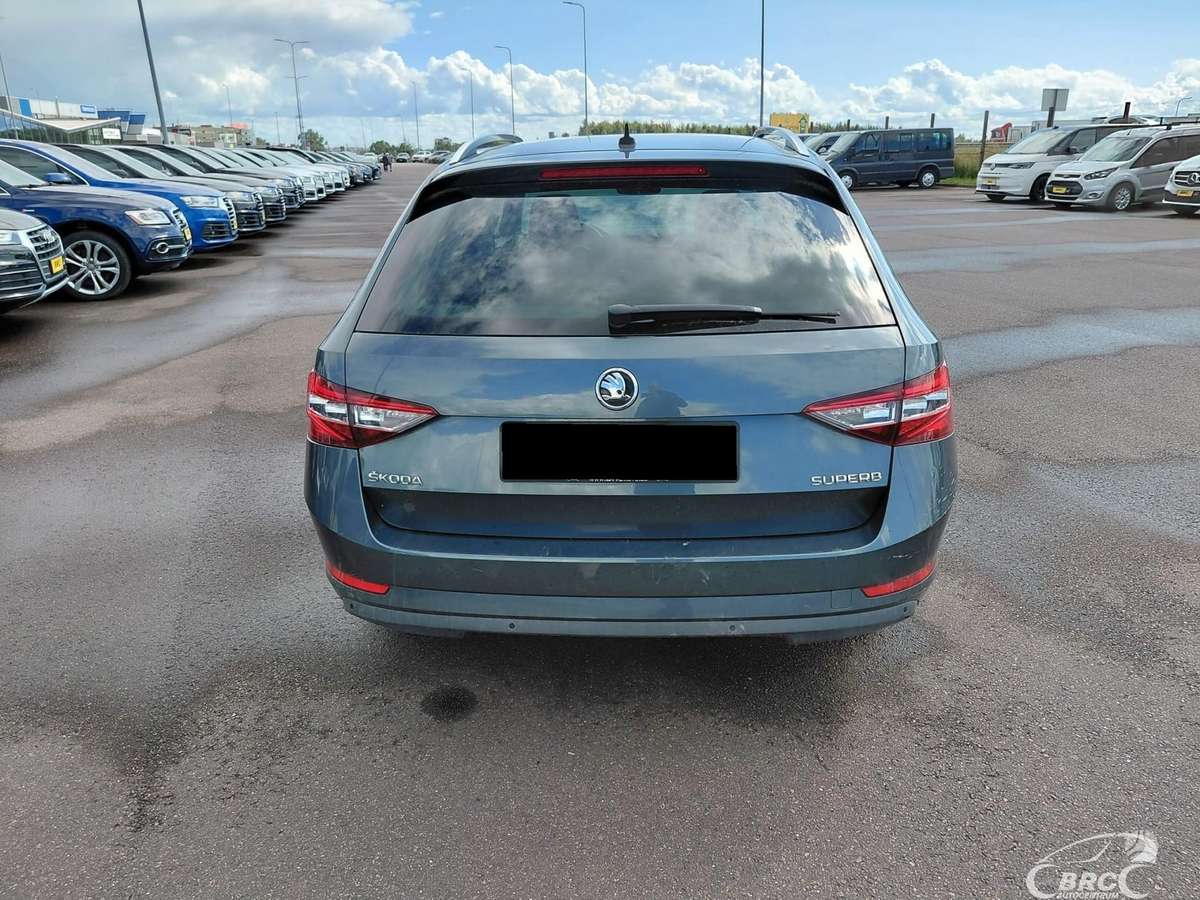 Skoda Superb, 2.0 l., universalas