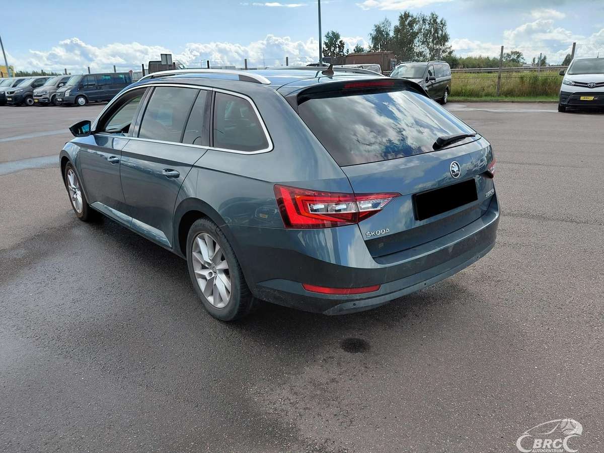Skoda Superb, 2.0 l., universalas