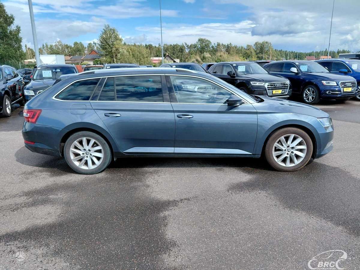 Skoda Superb, 2.0 l., universalas