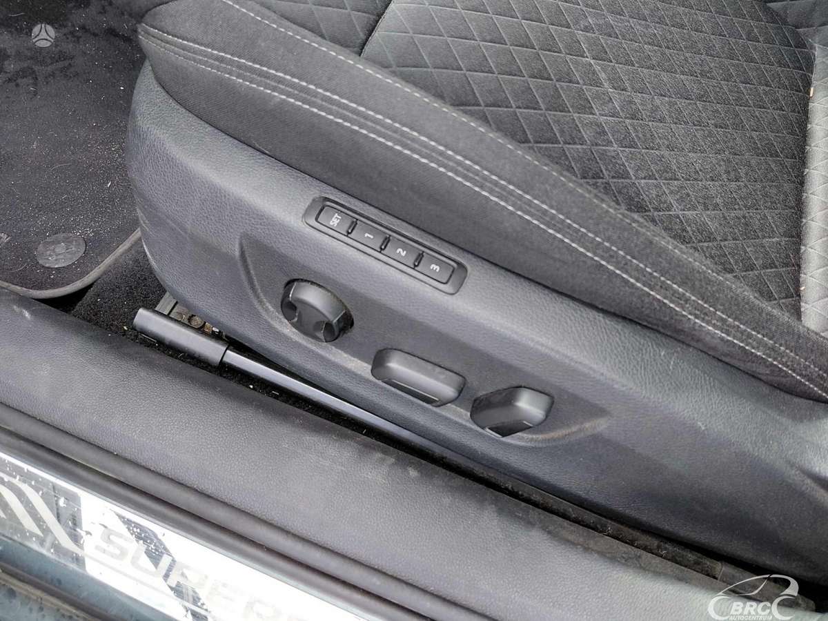 Skoda Superb, 2.0 l., universalas