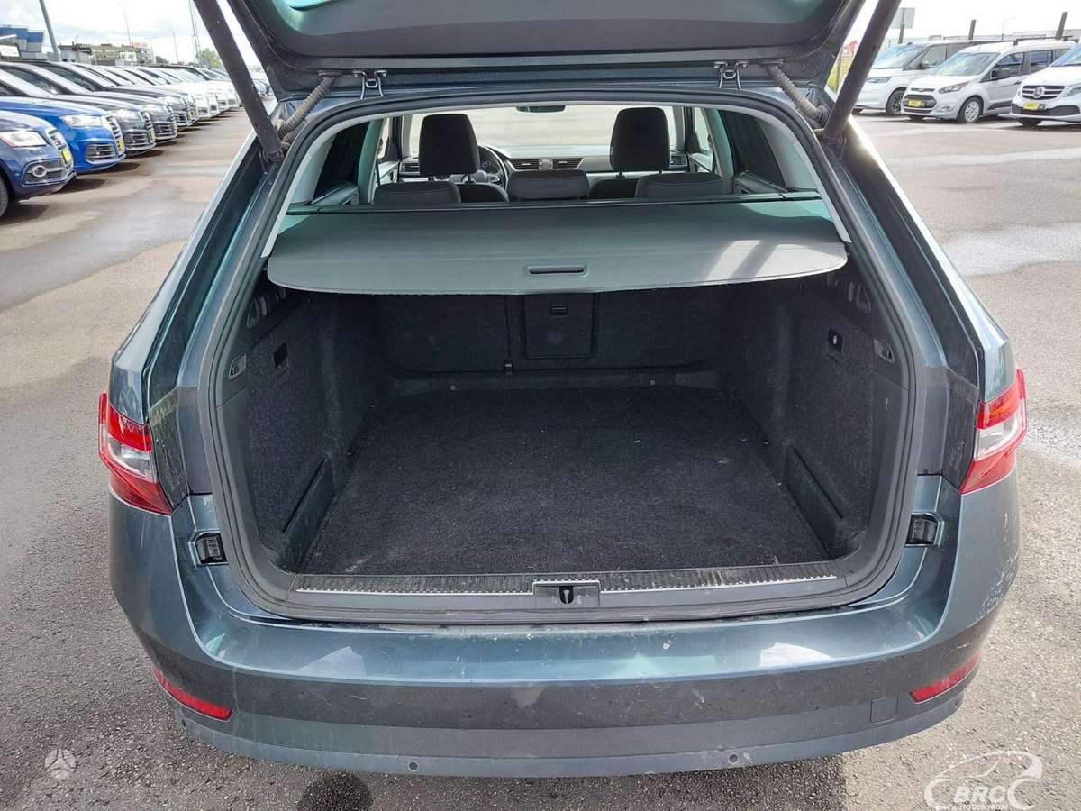 Skoda Superb, 2.0 l., universalas