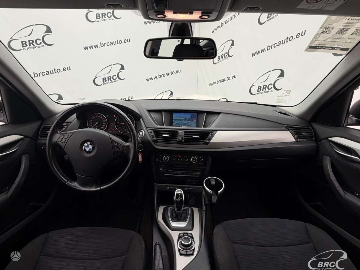 BMW X1, 2.0 l., off-road / crossover
