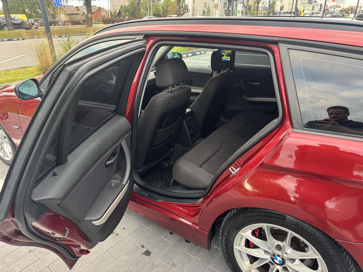 BMW 230, 2.0 l., universalas