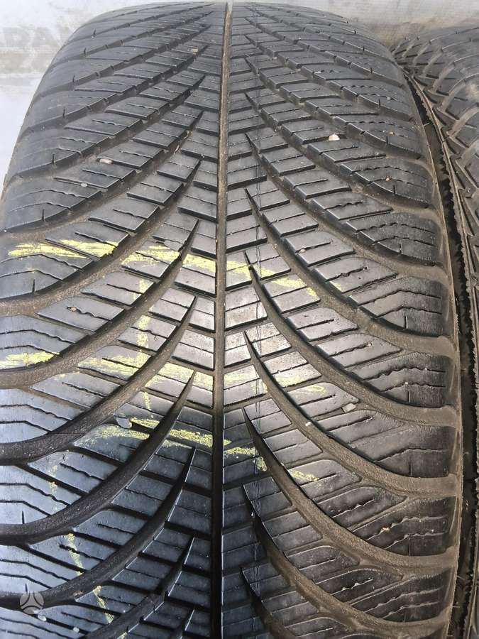 Goodyear Vector 4 Seasons, всесезонные 205/55 R16