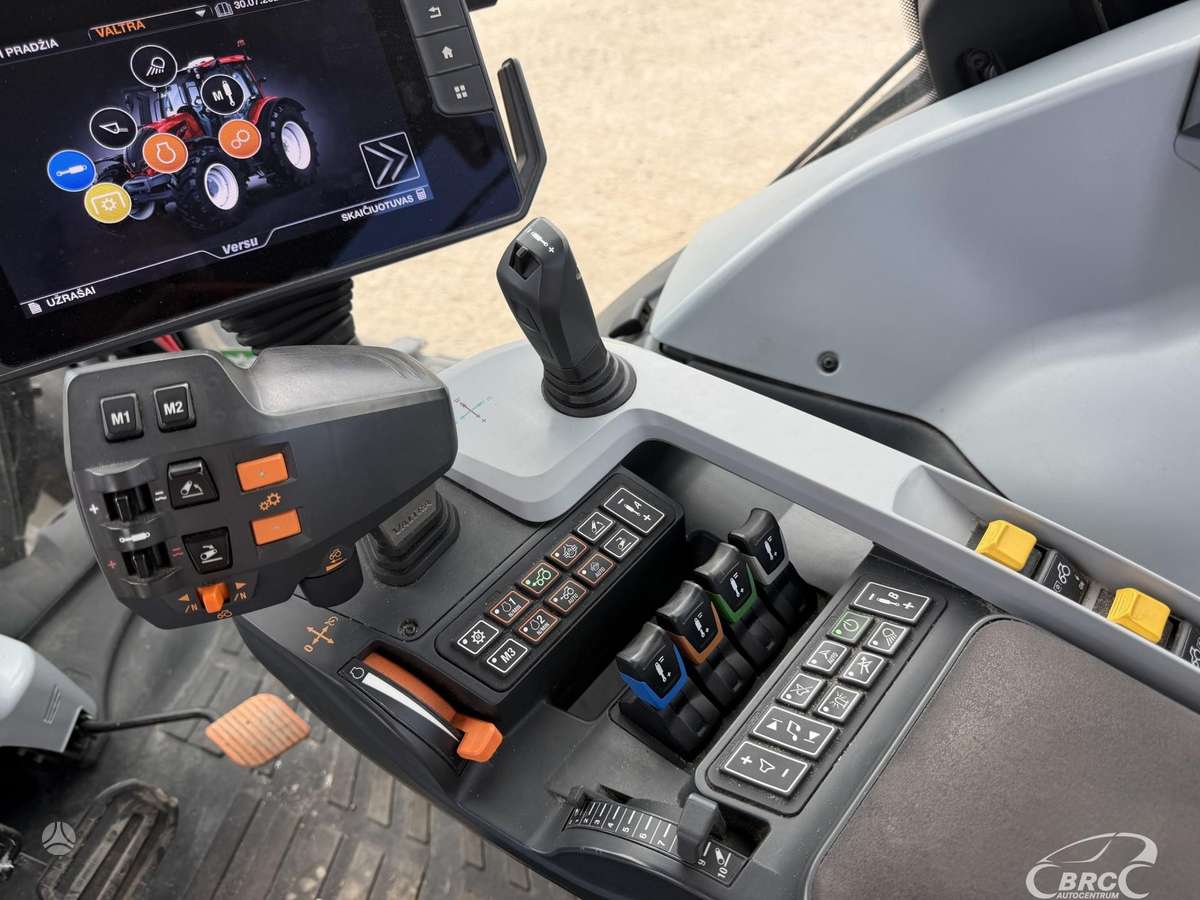 Valtra N155E Frontalinis krautuvas .., тракторы