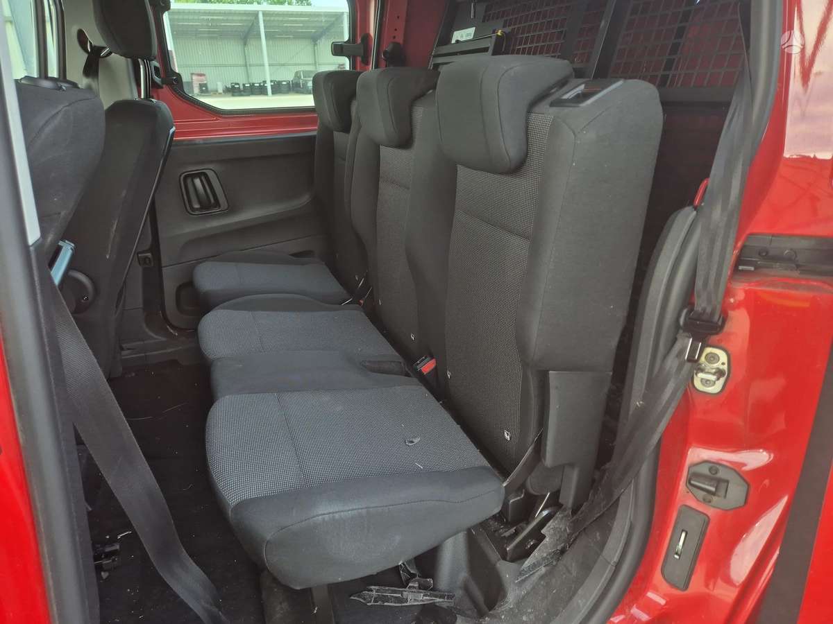 Opel Combo for parts. 9 151 km