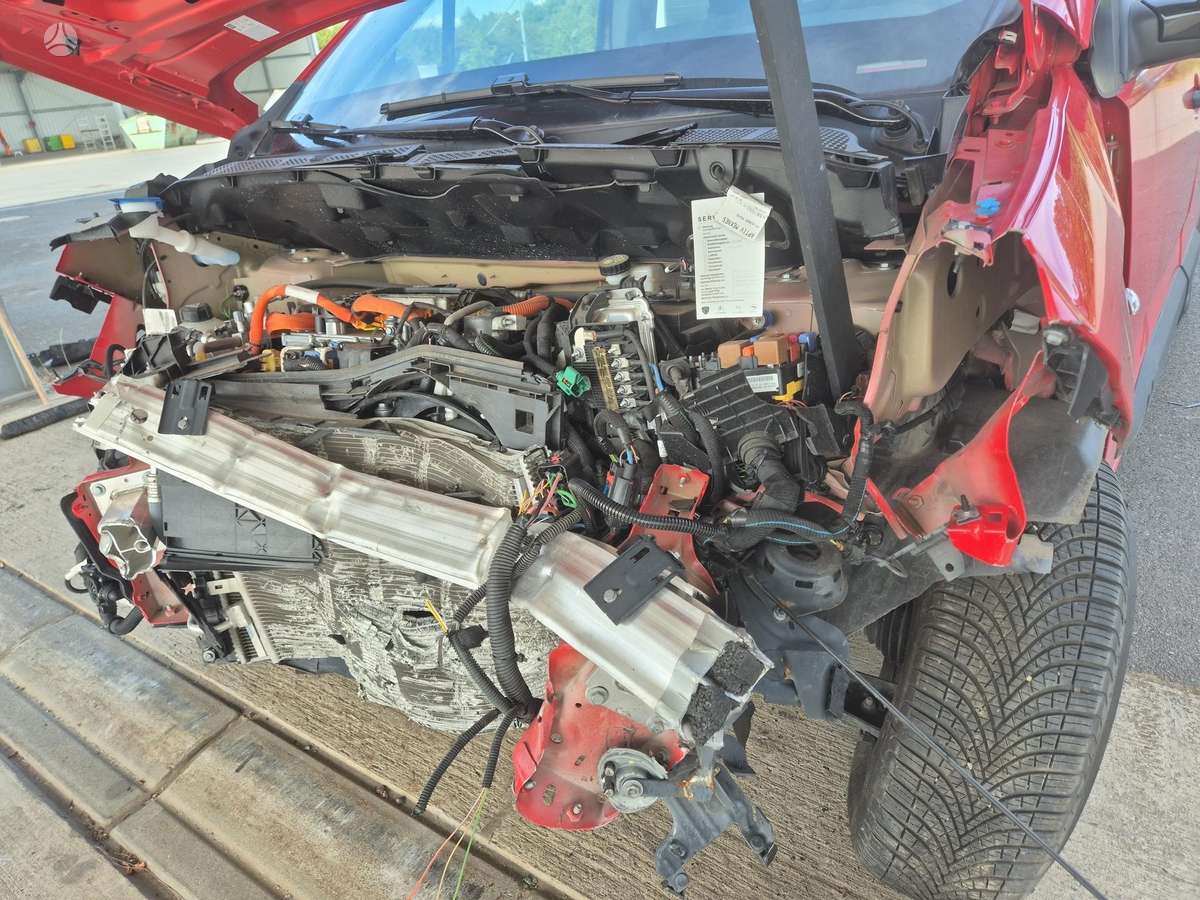 Opel Combo dalimis. 9 151 km