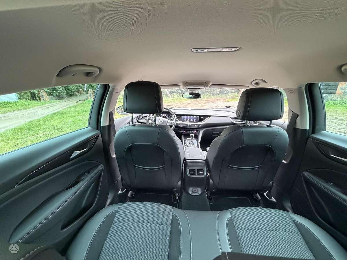 Opel Insignia, 2.0 l., hatchback