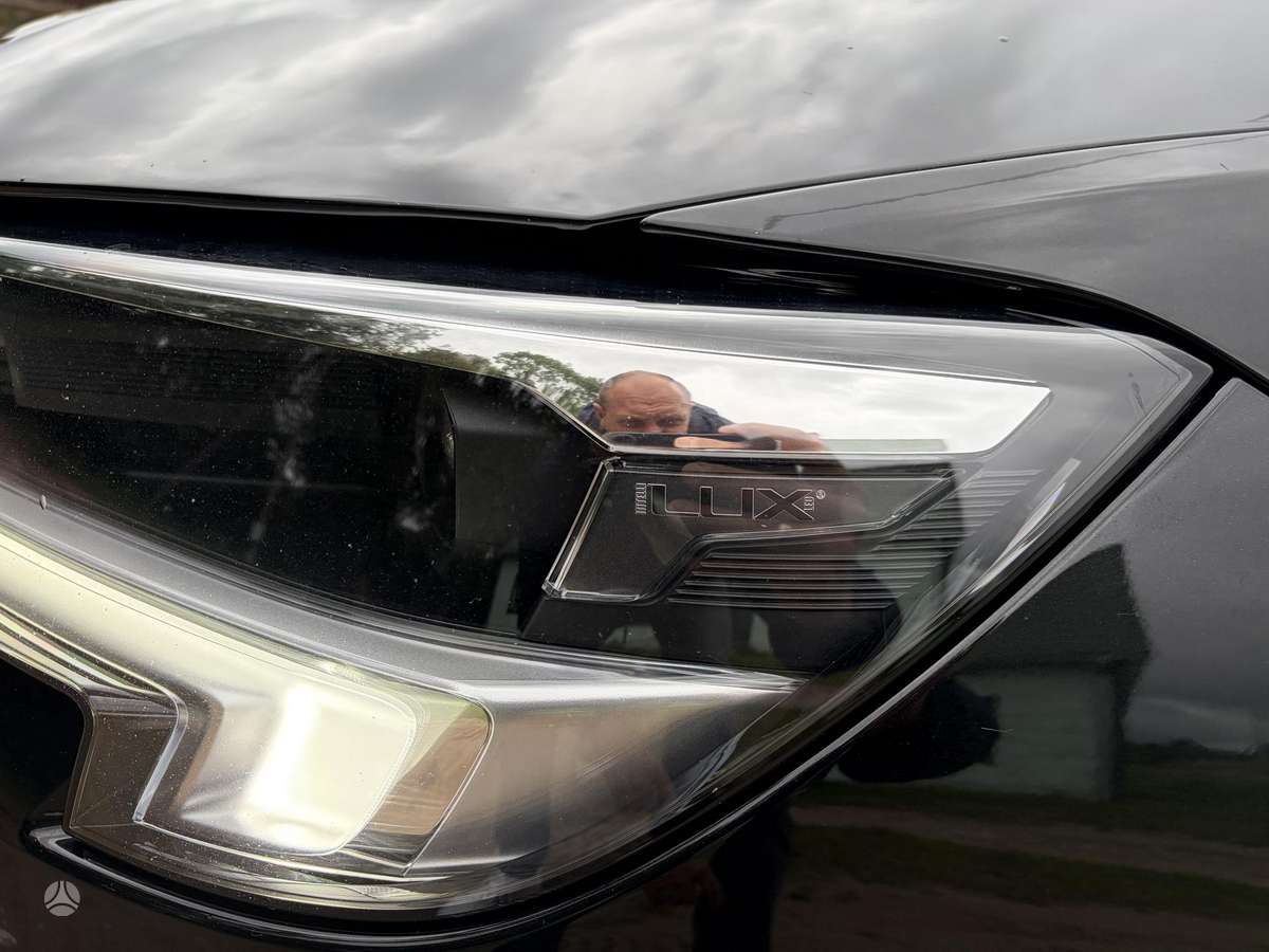 Opel Insignia, 2.0 l., hatchback