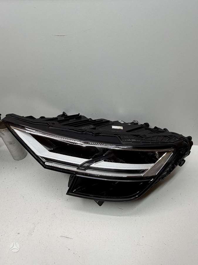 Audi Q8 Europa be blokeliu