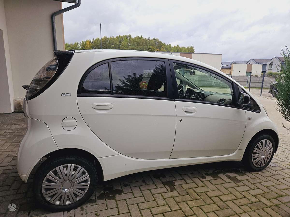 Citroen C-Zero, 35 кВт·ч, Хэтчбек