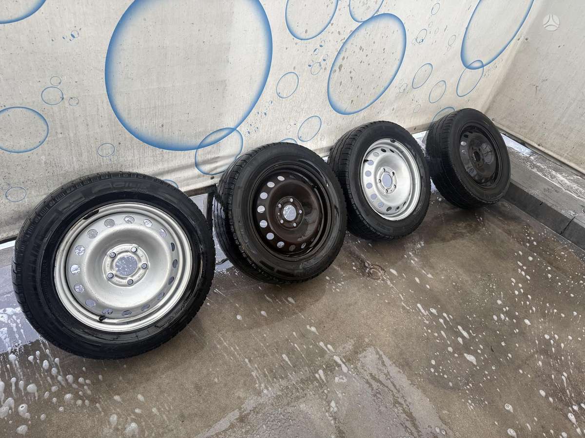 Renault, plieniniai štampuoti, R16