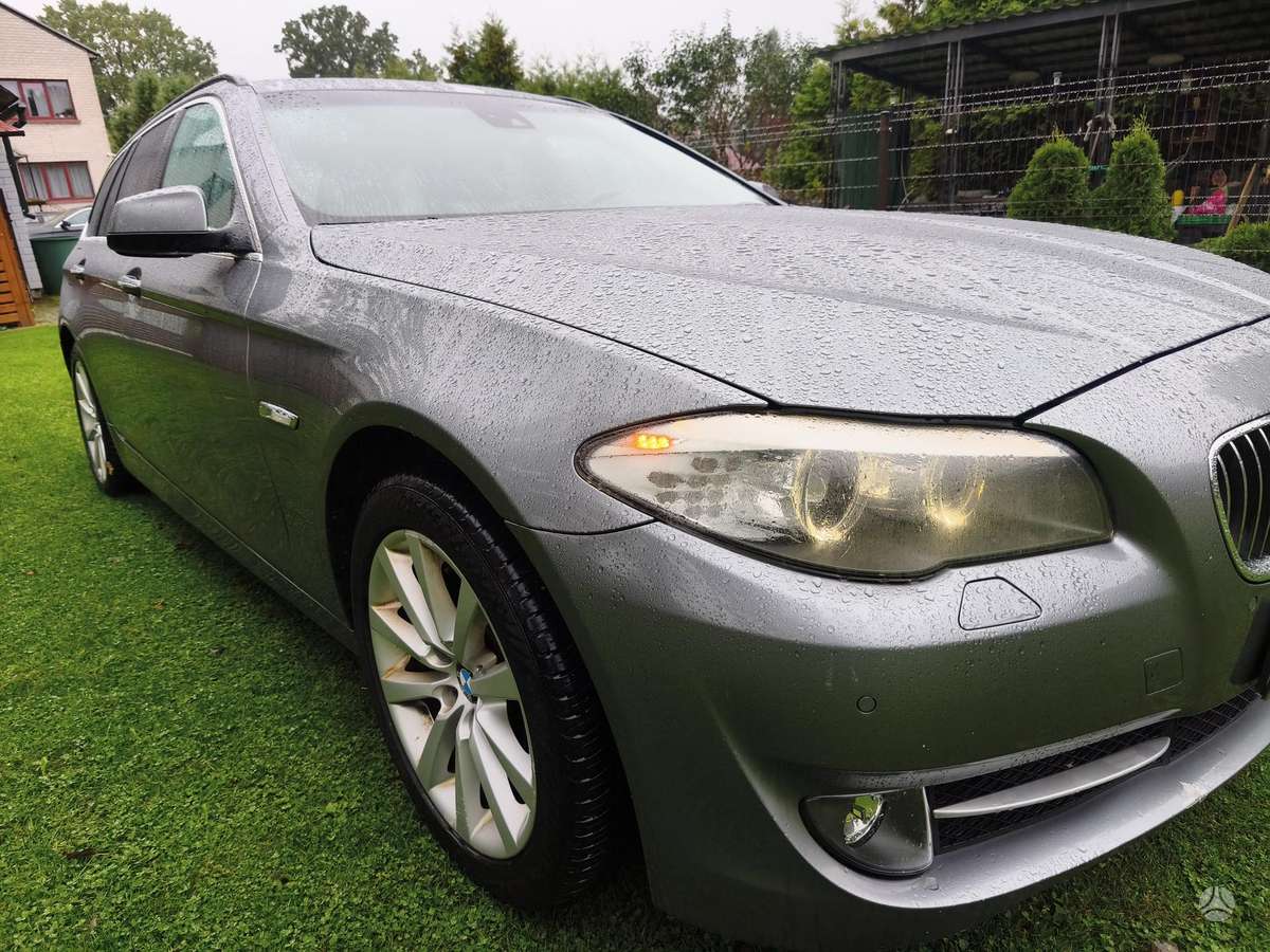 BMW 520, 2.0 l., universalas