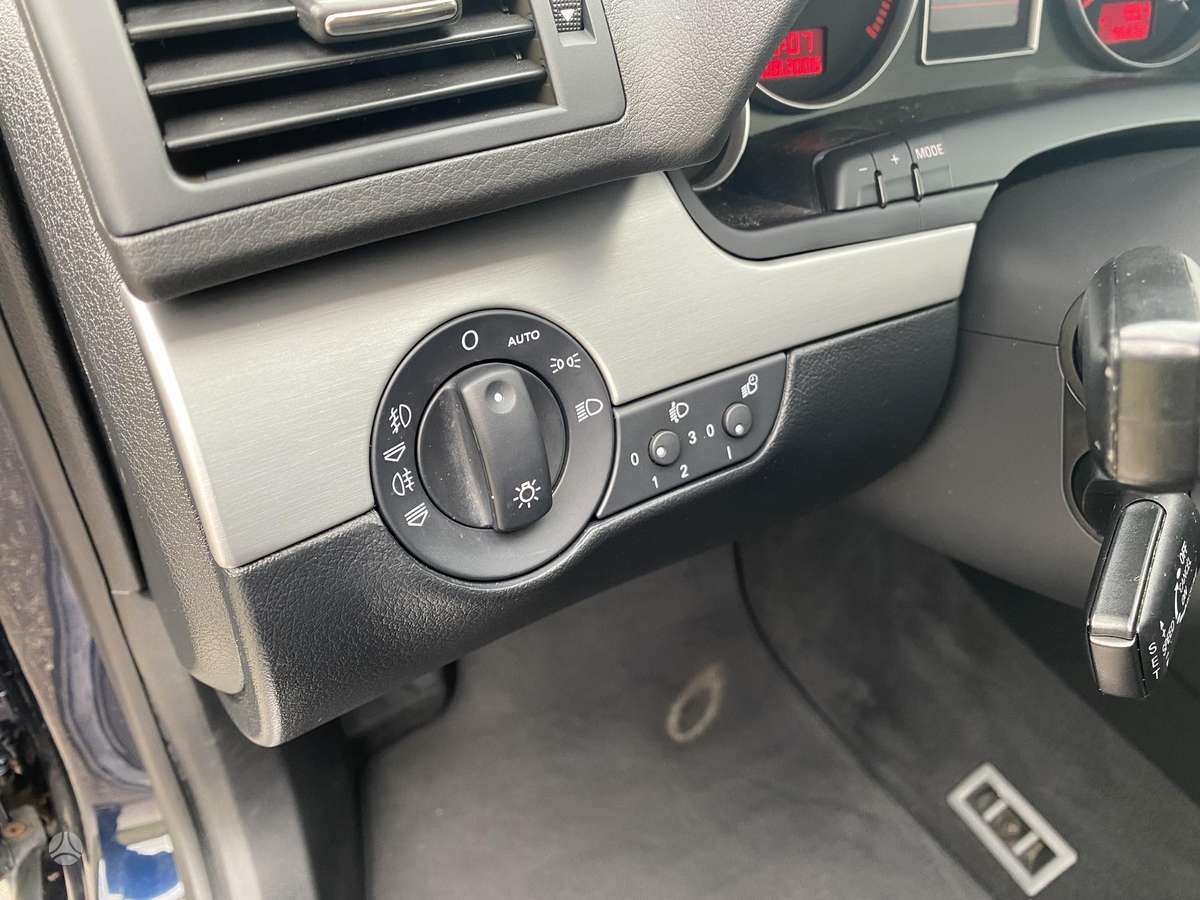 Audi A4, 2.0 l., universalas