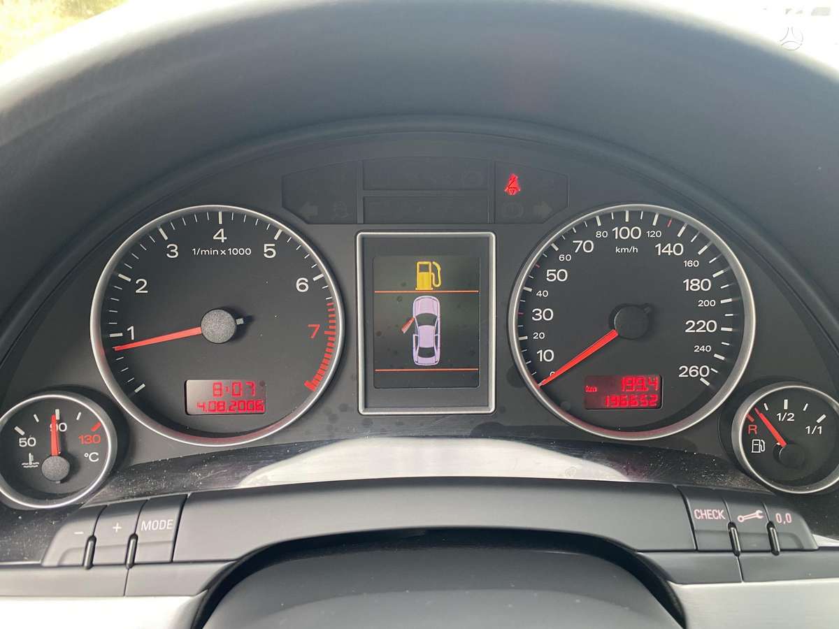 Audi A4, 2.0 l., universalas