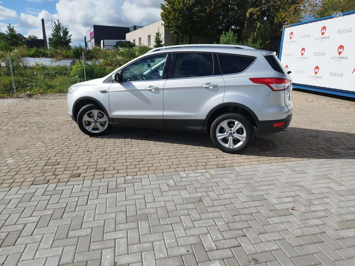Ford Kuga, 2.0 l., off-road / crossover