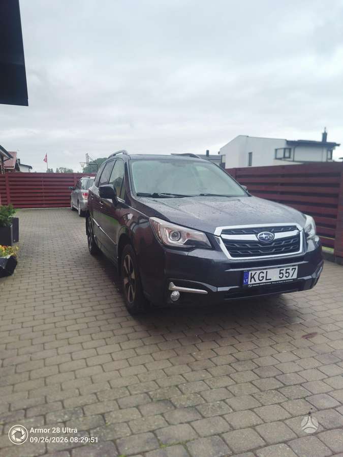 Subaru Forester, 2.0 l., off-road / crossover