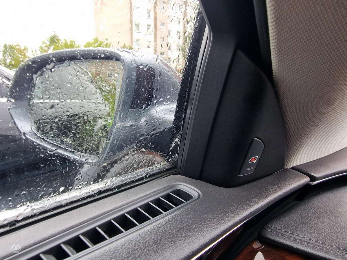 Audi A8, 3.0 l., Седан